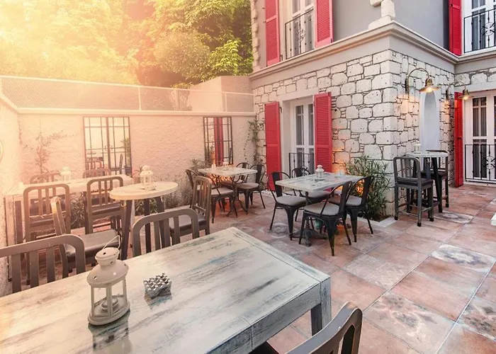 Petite Boutique Hotel